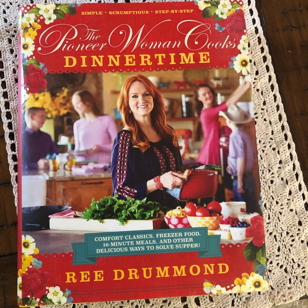Pioneer Women cookbook. Like new